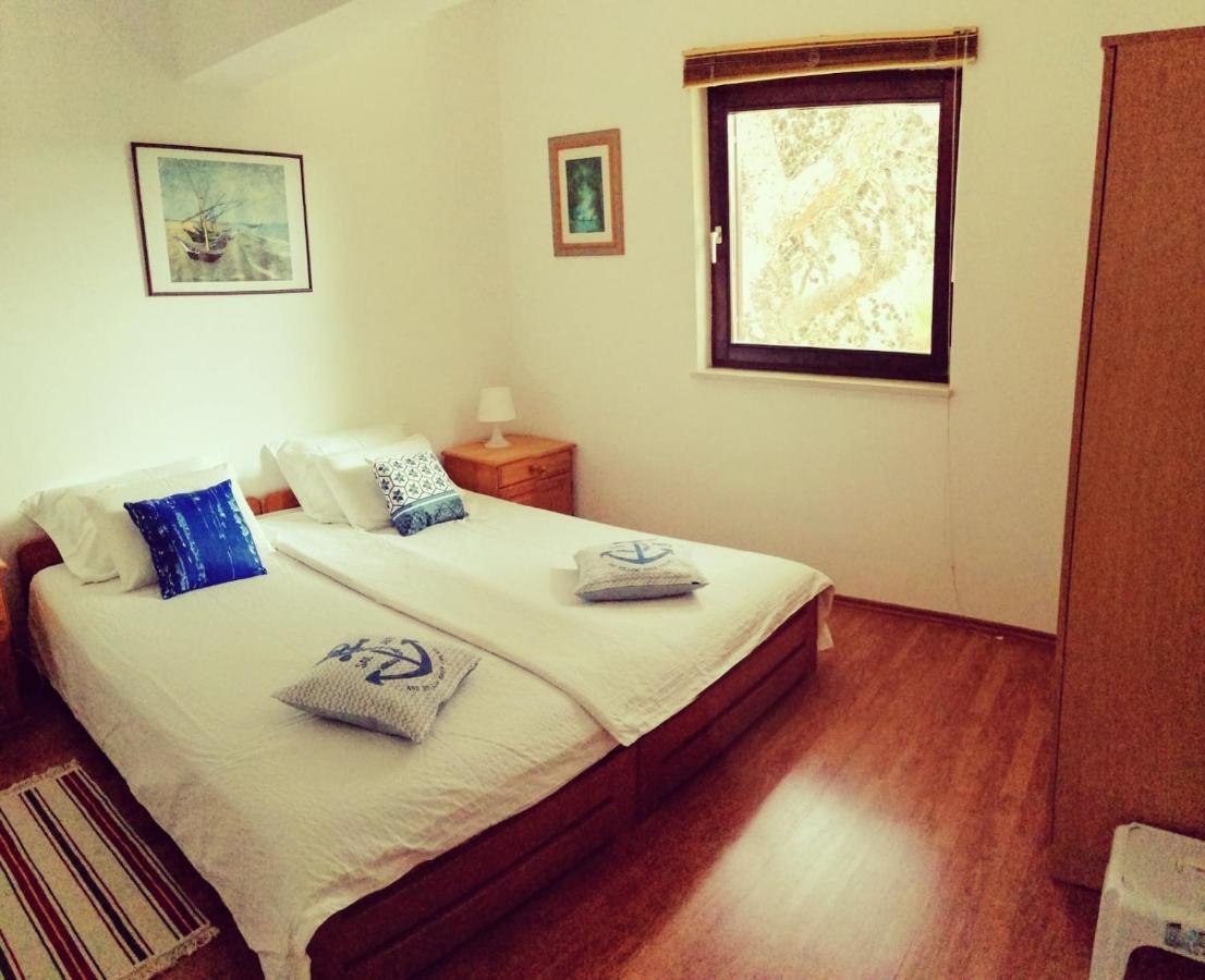 Apartment By The Beach Primošten Esterno foto